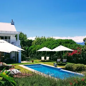 Explorer Bed & Breakfast Somerset West